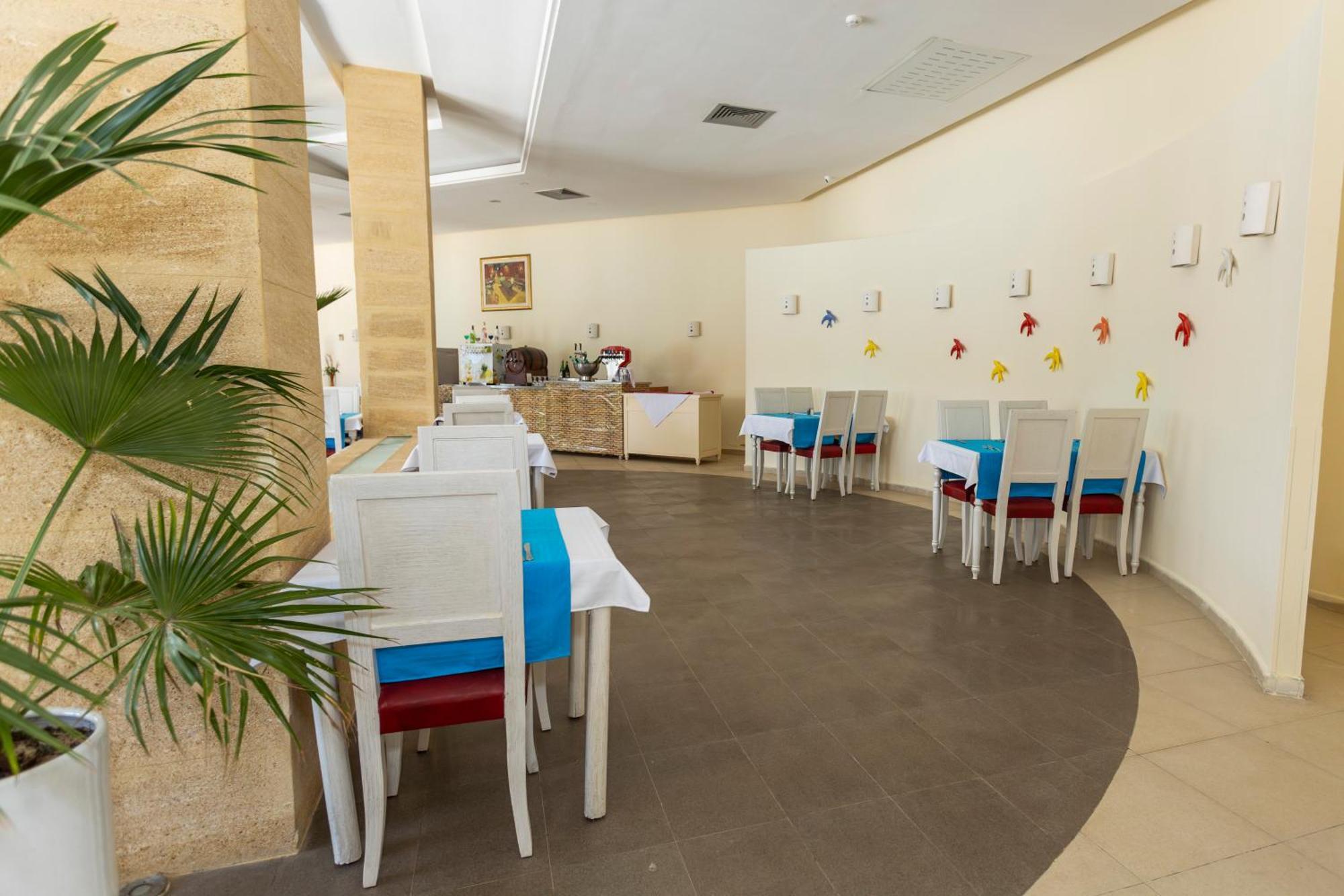Le Petit Palais Djerba & Spa Houmt Souk  Exterior photo